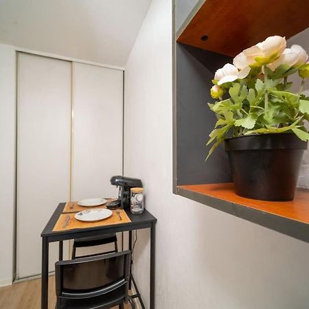 Appartement Tout Equipe A 5 Min De La Gare St Charles Marseille Exterior photo