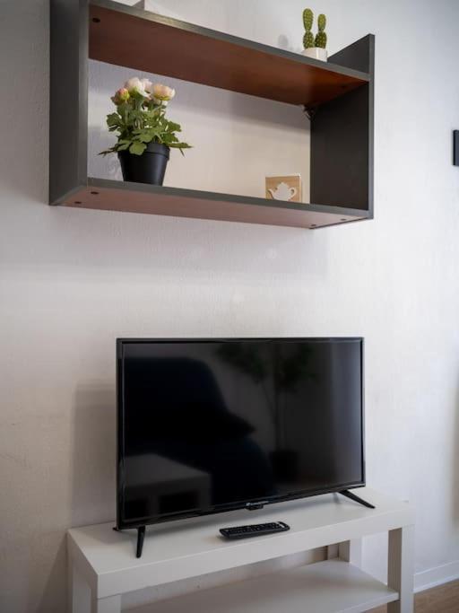 Appartement Tout Equipe A 5 Min De La Gare St Charles Marseille Exterior photo